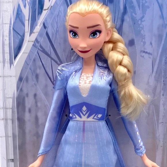 Disney's FROZEN II Elsa Fashion Doll 12" Hasbro - Picture 2 of 10